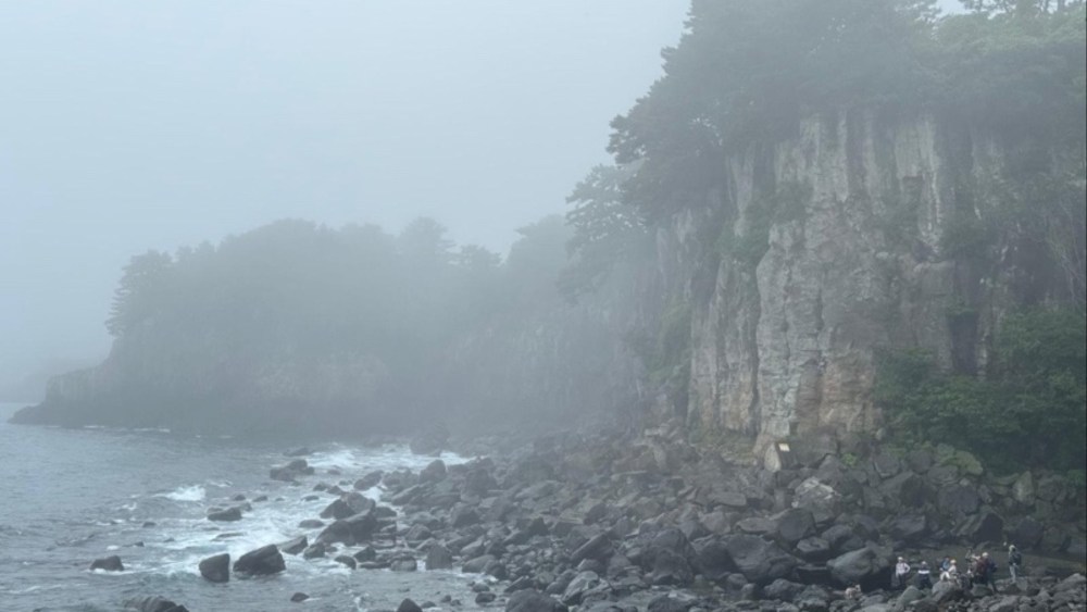 Park Ki-yong Retorna ao Cinema com 'Ghost Island' e Aponta Tendências no Mercado Audiovisual Coreano